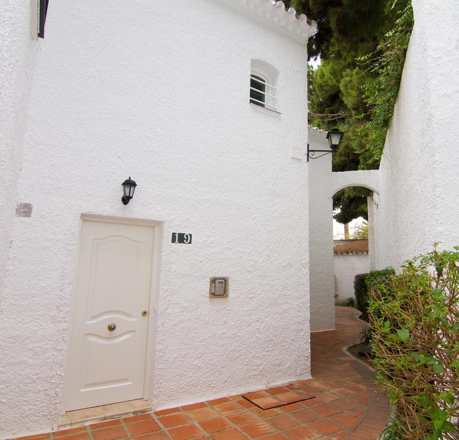 Los Pinos 19 Menyber Nerja Exterior photo
